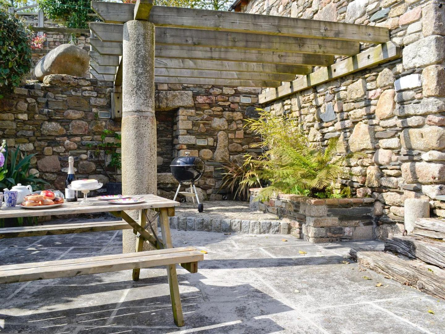 The Garden Barn Villa ไอวีบริดจ์ ภายนอก รูปภาพ