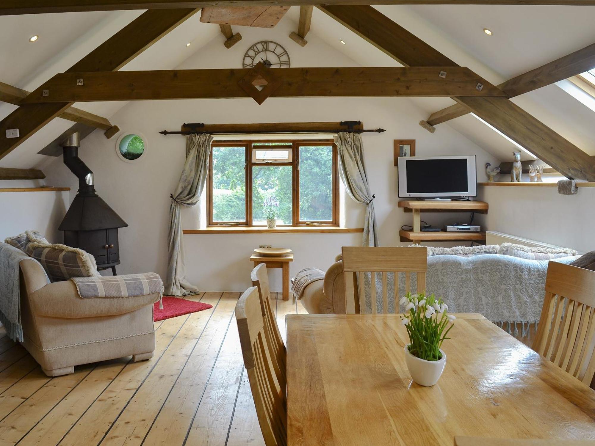 The Garden Barn Villa ไอวีบริดจ์ ภายนอก รูปภาพ